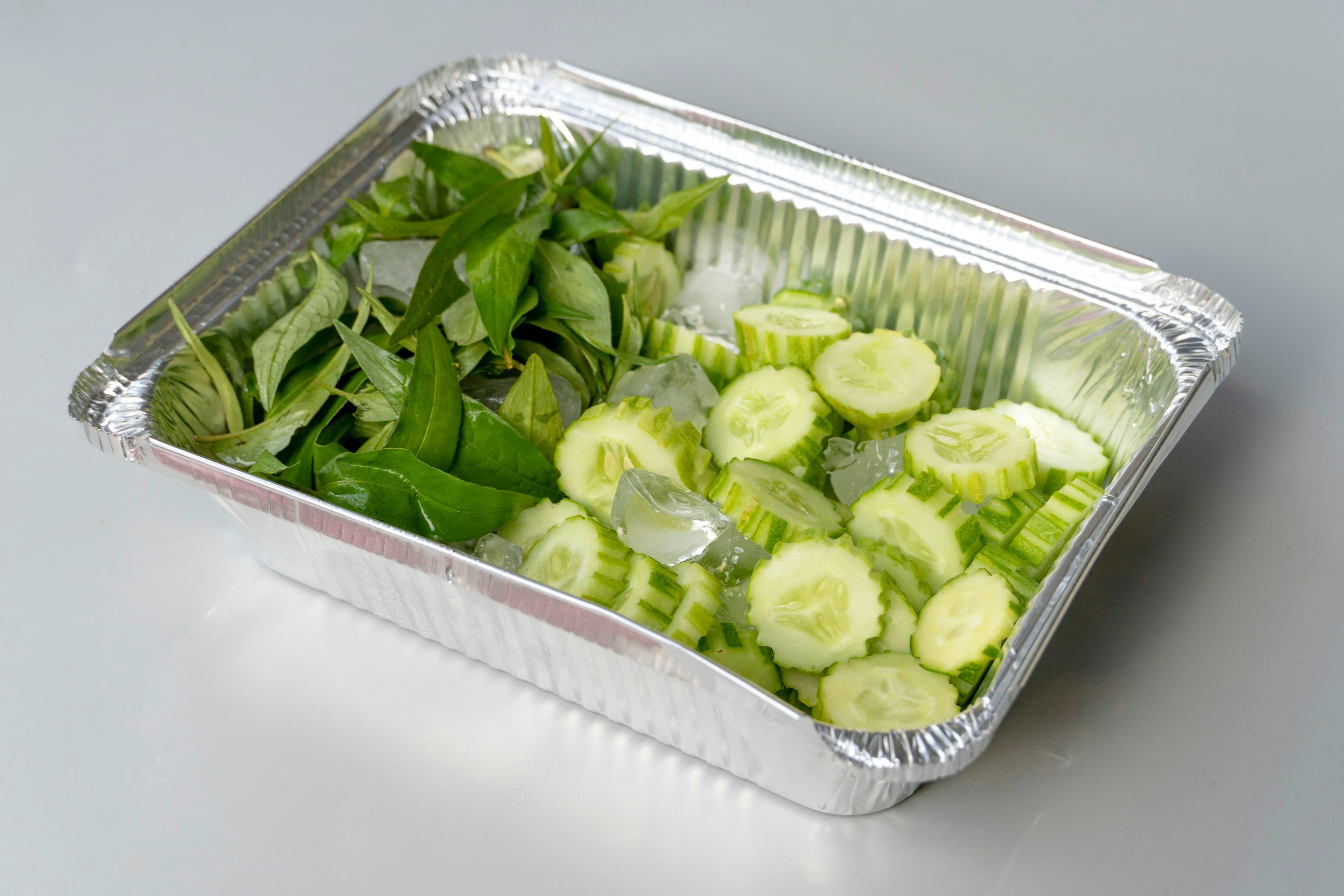 Silver aluminium foil food container